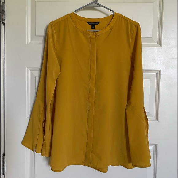 Banana Republic Golden Yellow Bell Sleeve Blouse - Picture 2 of 3